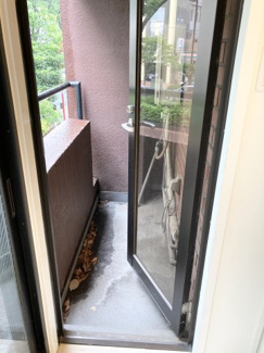 【バルコニー】 | 金井ビル