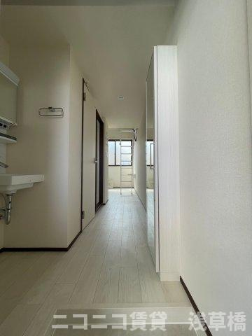 ハーモニーテラス大山Ⅲの玄関|別号室イメージの為、現状を優先致します。