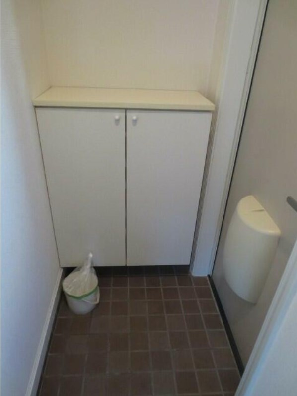 シティコート南台の玄関