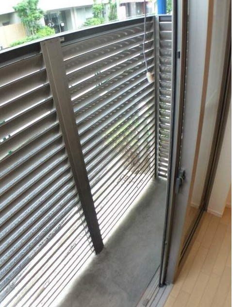 【バルコニー】