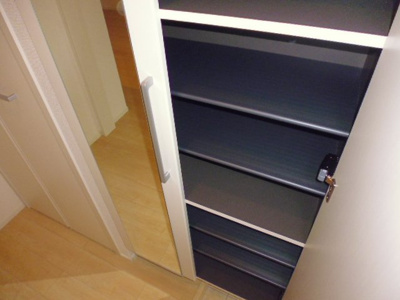 【玄関】 | ウインダムガーデンⅢＤ | シューズボックス