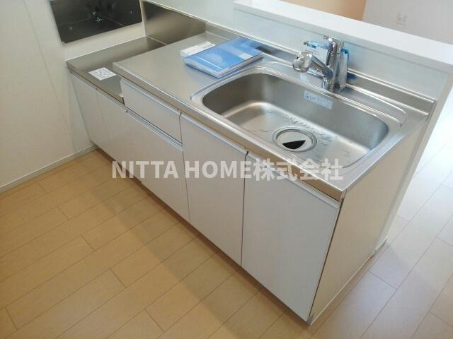 ルミエール正明寺Ⅱのキッチン|カウンターキッチンを設置◇