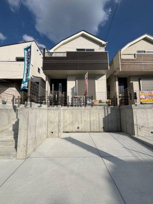 【外観】 | 神戸市垂水区桃山台3丁目　新築戸建1号棟　仲介手数料無料！ | きれいな外観です