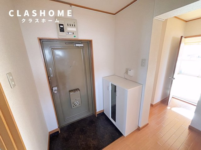 マンション小山　　刈谷市近郊の賃貸はクラスホームの玄関