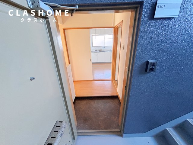 マンション小山　　刈谷市近郊の賃貸はクラスホームの玄関