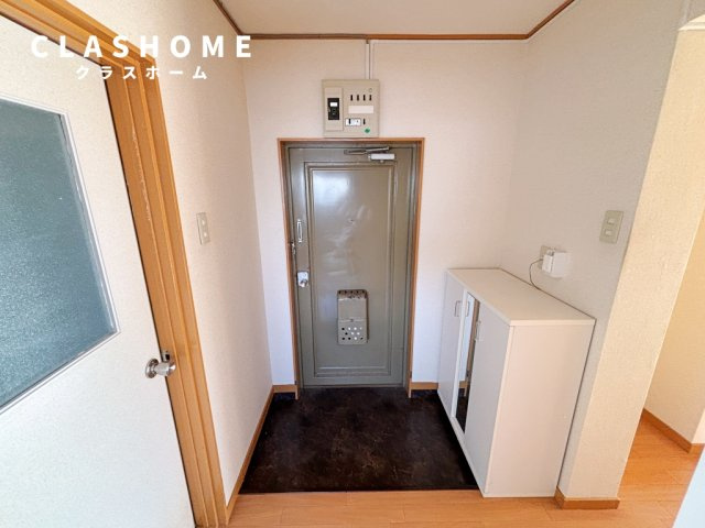 マンション小山　　刈谷市近郊の賃貸はクラスホームの玄関