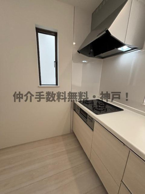 【キッチン】 | 神戸市垂水区桃山台3丁目　新築戸建2号棟　仲介手数料無料！ | お料理しやすいキッチンです