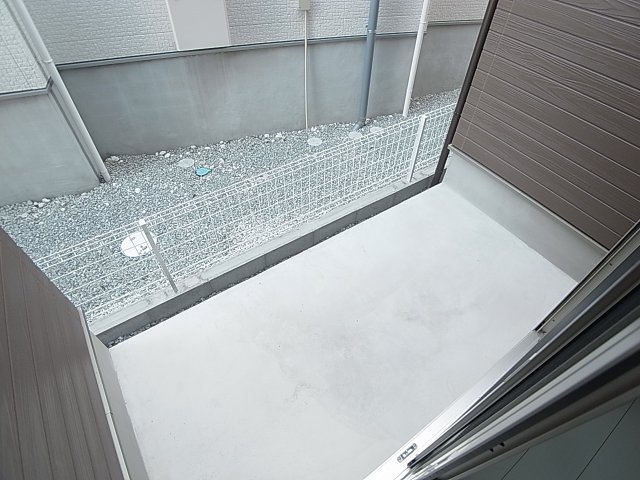 KARIN上沢フロントのバルコニー|日当たりの良いバルコニー