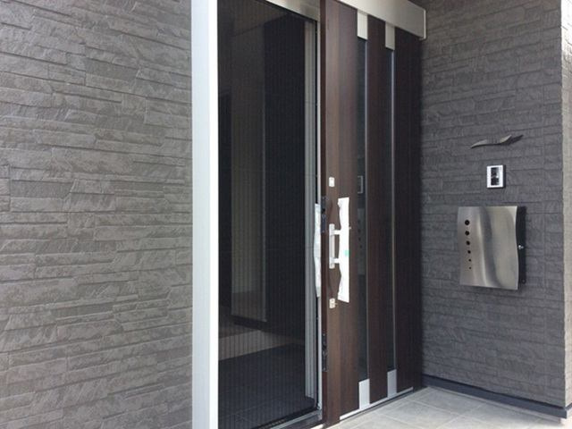 高知市介良　中古一戸建ての玄関|※
新築当時写真
