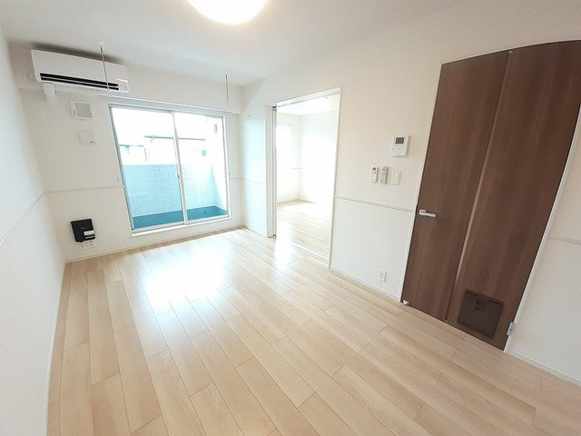 ＫＥＳＨＩＫＩ　Ｈａｌｕの居間・リビング|こちらのリビングで趣味の時間をお楽しみください