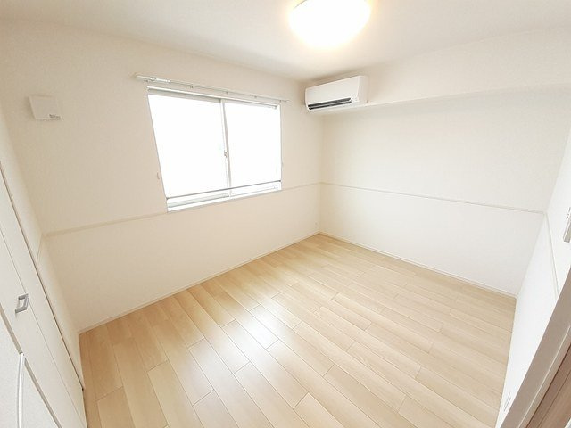 ＫＥＳＨＩＫＩ　Ｈａｌｕの洋室|個人の部屋や寝室として使える洋室です