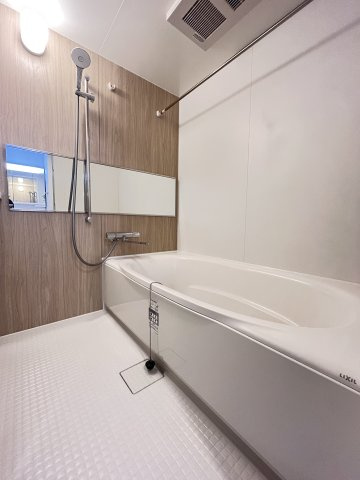 大阪市城東区関目３丁目の賃貸マンションの浴室