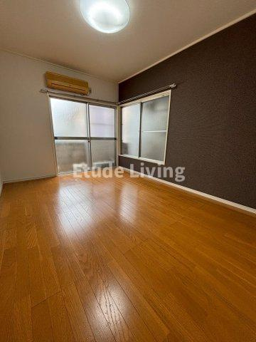 貝塚戸建の居間・リビング