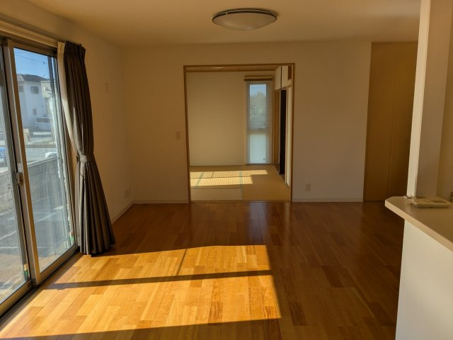 中古戸建　高崎市三ツ寺町の居間・リビング