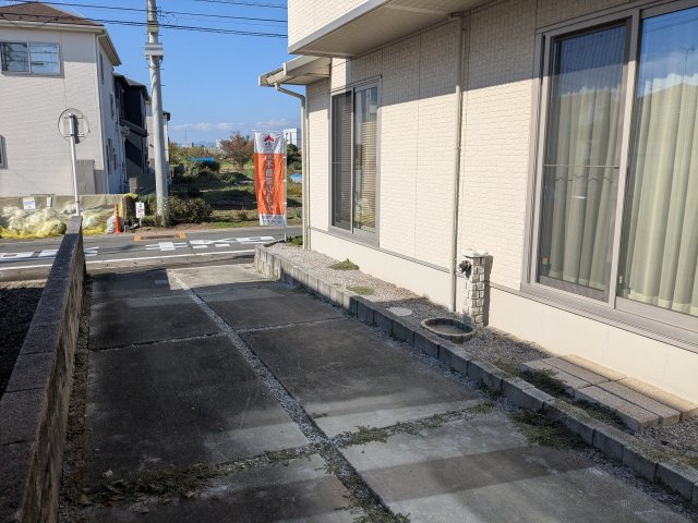 中古戸建　高崎市三ツ寺町の駐車場