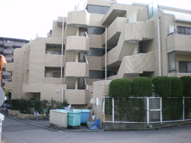 コスモ志木ピュアコートの外観|きれいな外観です