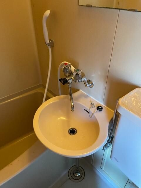 クロノス要町の洗面所