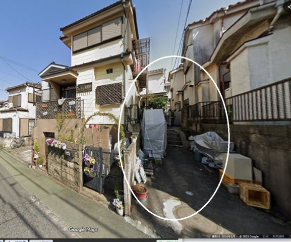 瑞穂町二本木　３DK・オーナーチェンジ一戸建ての前面道路含む現地写真