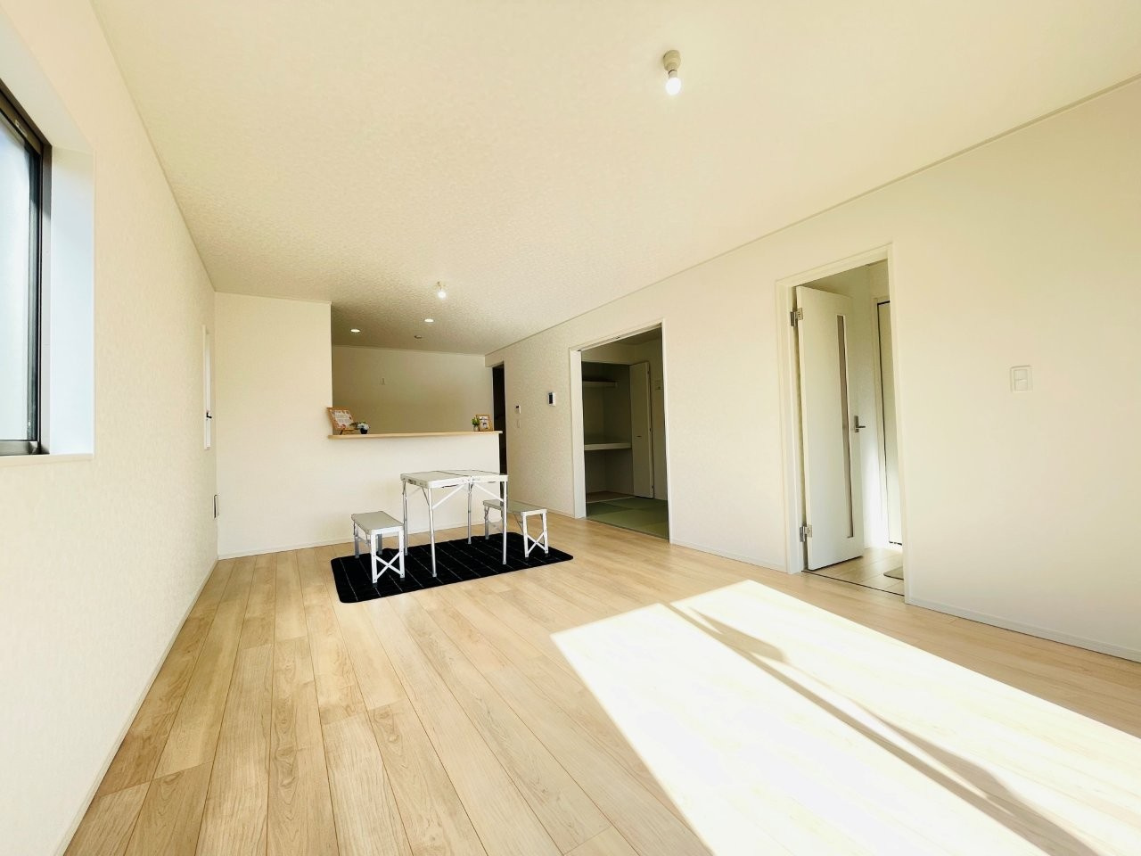 豊田市野見山町第5　新築分譲住宅　全2棟　1号棟の居間・リビング|家族団らんできるくつろぎのリビングルーム。