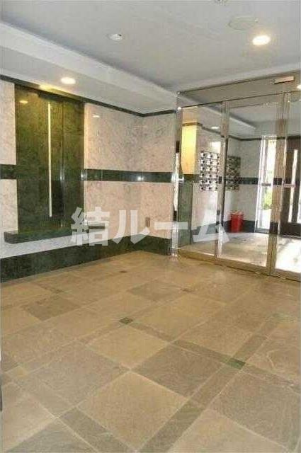 豊島区巣鴨３丁目の賃貸マンションのロビー