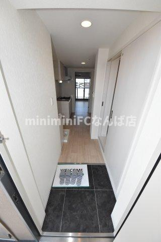 パークレーンミナミの玄関