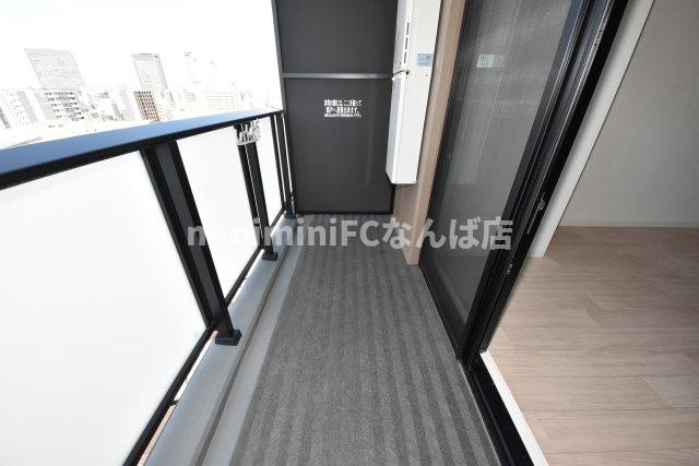 パークレーンミナミのバルコニー