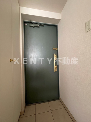 【玄関】 | アデッソ大森 | 明るい玄関です