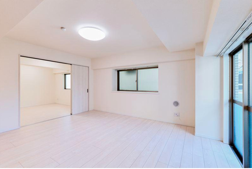 ル・リオン錦糸町エグゼ　3階　角部屋の居間・リビング