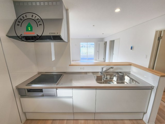 福岡市西区今宿東3丁目第10-6棟(6号棟)の内観：施工例|忙しい朝でも家族揃って食事をしたいゆとりあるダイニングスペース。