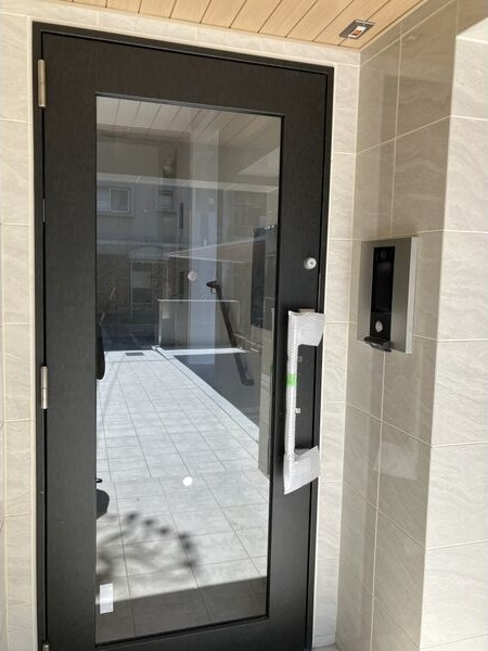 Luxter 柴田のエントランス