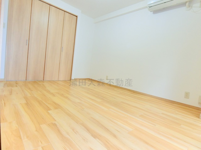 コーポ大田の居間・リビング|洋室6.5帖