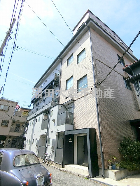 コーポ大田の外観|1971年6月築　鉄骨造地上5階建て総戸数26戸
東京都大田区東蒲田1丁目　JR京浜東北線蒲田駅徒歩15分、京急本線梅屋敷駅徒歩3分2駅利用可能でとても利便性の高い物件です。