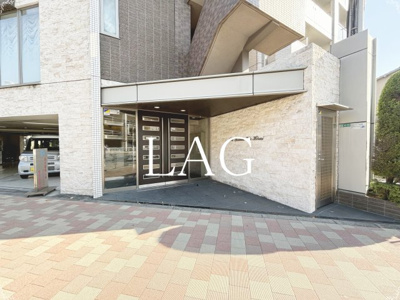 【エントランス】 | ラ・ボーン・ヴィ平井 | エントランスです。