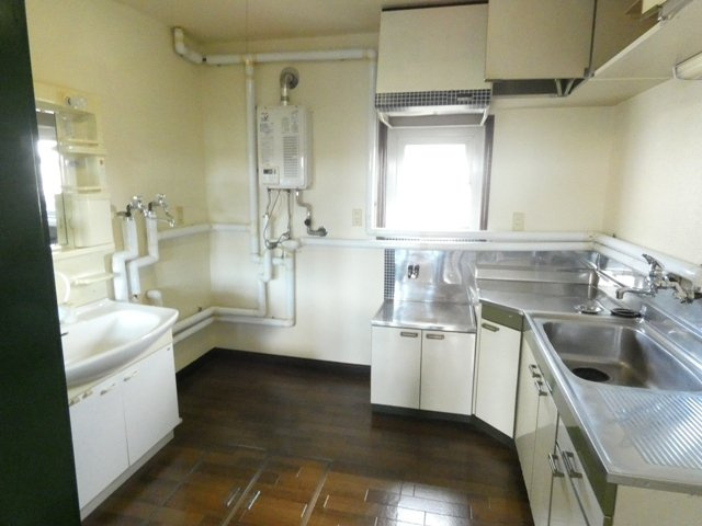 愛国西3-8-1のキッチン