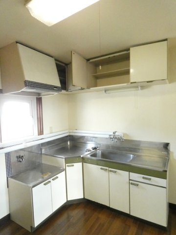 愛国西3-8-1のキッチン