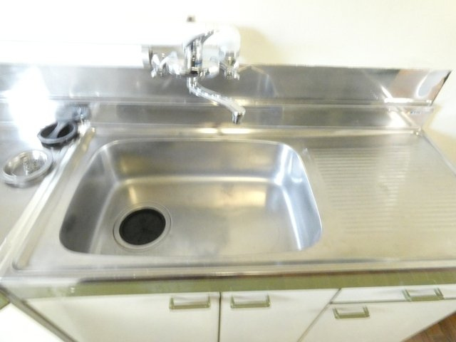 愛国西3-8-1のキッチン