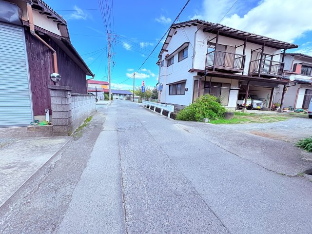 中古戸建)広川町広川の前面道路含む現地写真