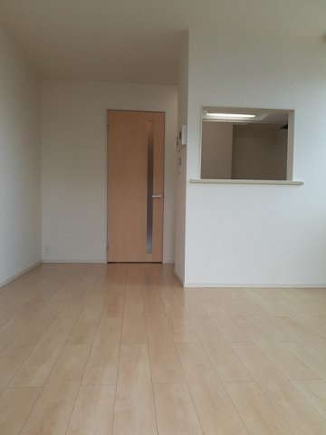 ラ・カーサ　スペランツァ高浜の居間・リビング