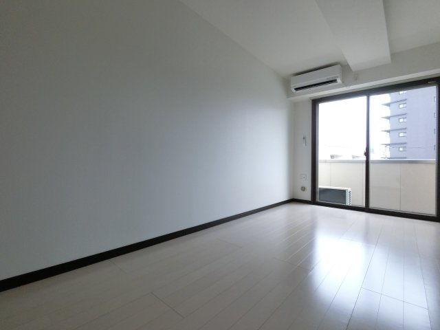 May Azurl  登戸の洋室