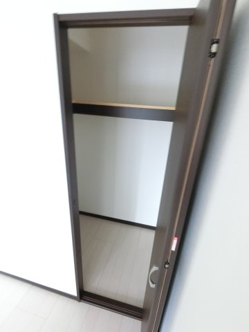 May Azurl  登戸の収納