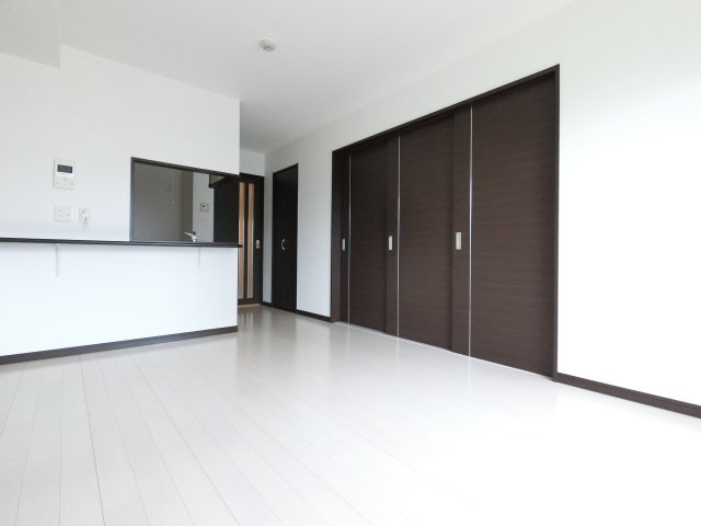 May Azurl  登戸の居間・リビング