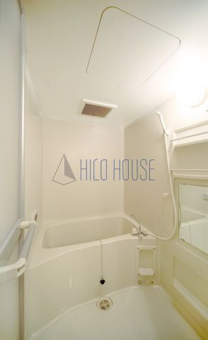 ルネスカトレアコートの浴室