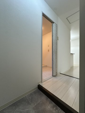 MKルミエールの玄関