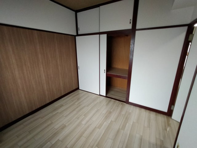  | エステマール弥刀