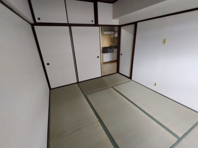 【寝室】 | エステマール弥刀