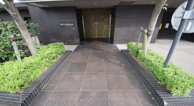 フィース水天宮前のエントランス