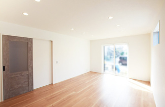 【居間・リビング】 | 新築　新潟市秋葉区北上1丁目  A棟 | 16.7帖