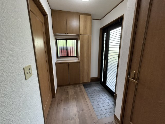 【玄関】