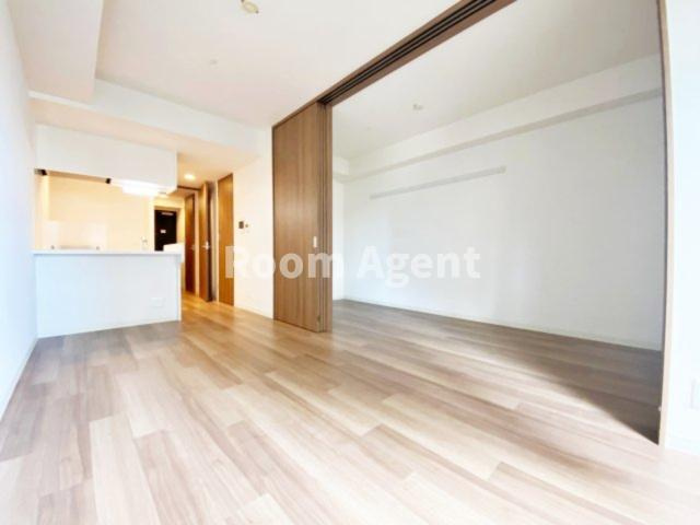 プレサンス桜通ザ・タイムズの居間・リビング|※類似写真です