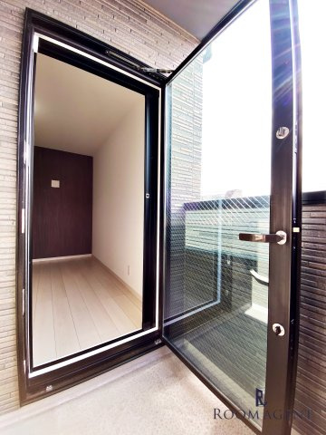 メイクスR高畑のバルコニー